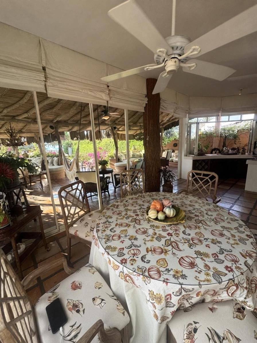 Exceptional Beachfront Villa with Private Pool Villa in Santa Elena Province