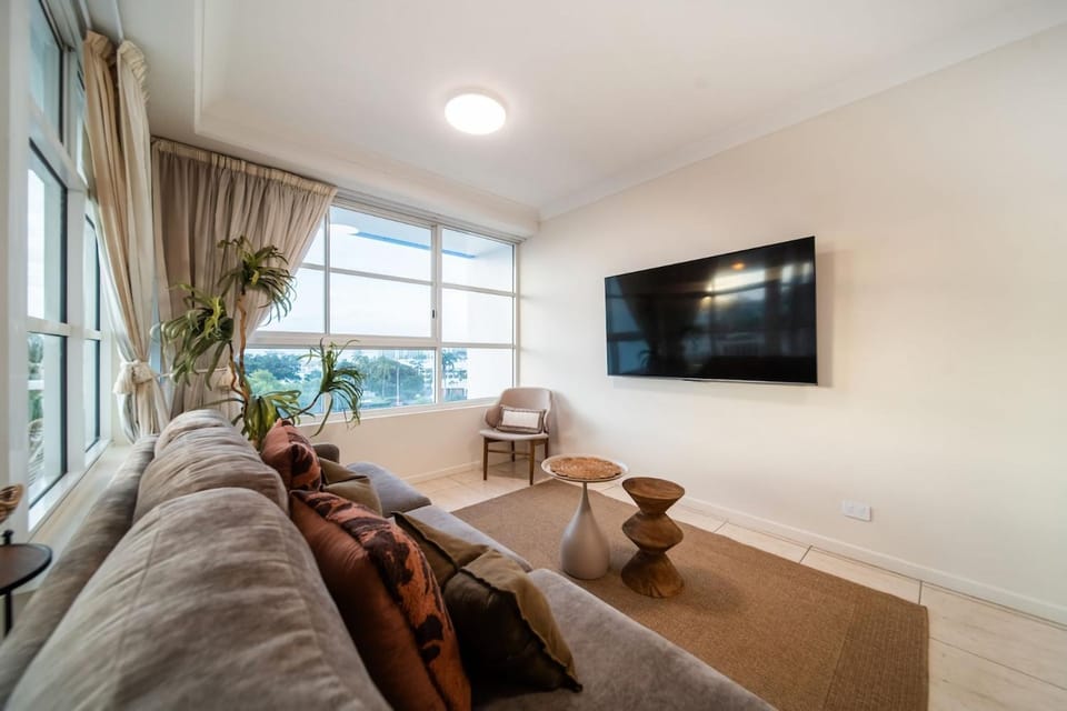 The Strand Serenity Apartment in Townsville