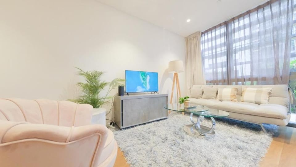 Sydney city CBD 2bed Next Central station and UTS Apartment in Sydney