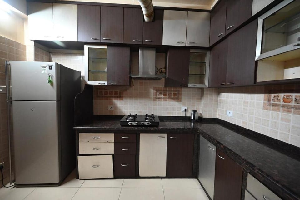 Luxe Three Bedroom Apartment Full flat Apartment in Kolkata