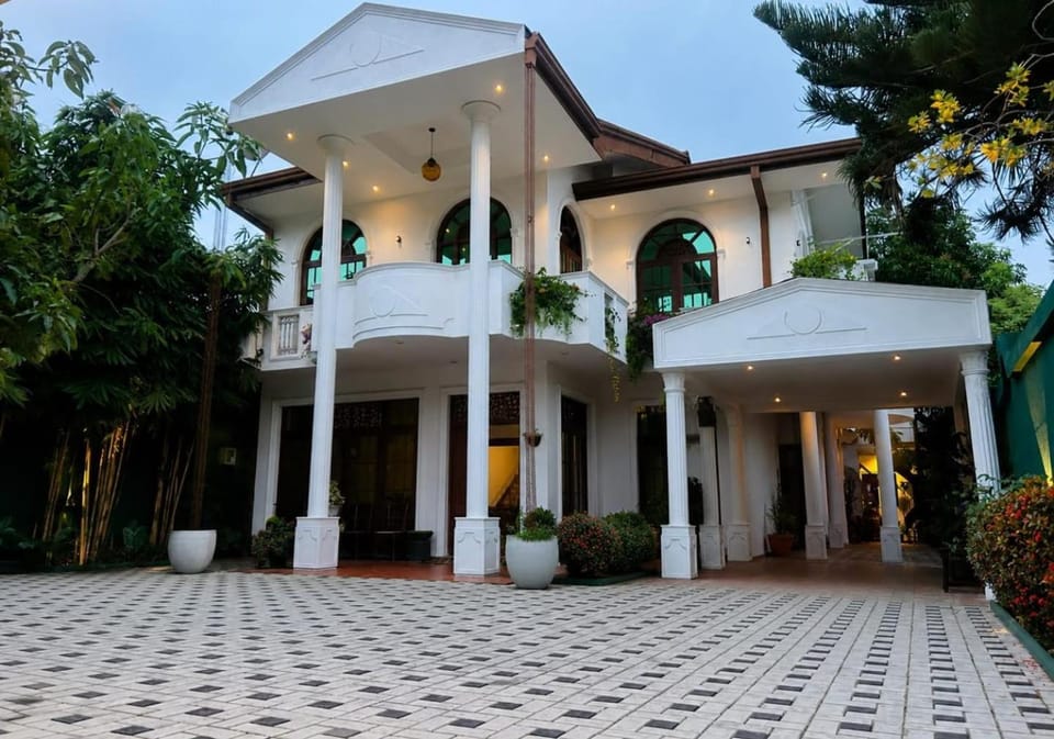 Villa Capricorn Hotel in Western Province