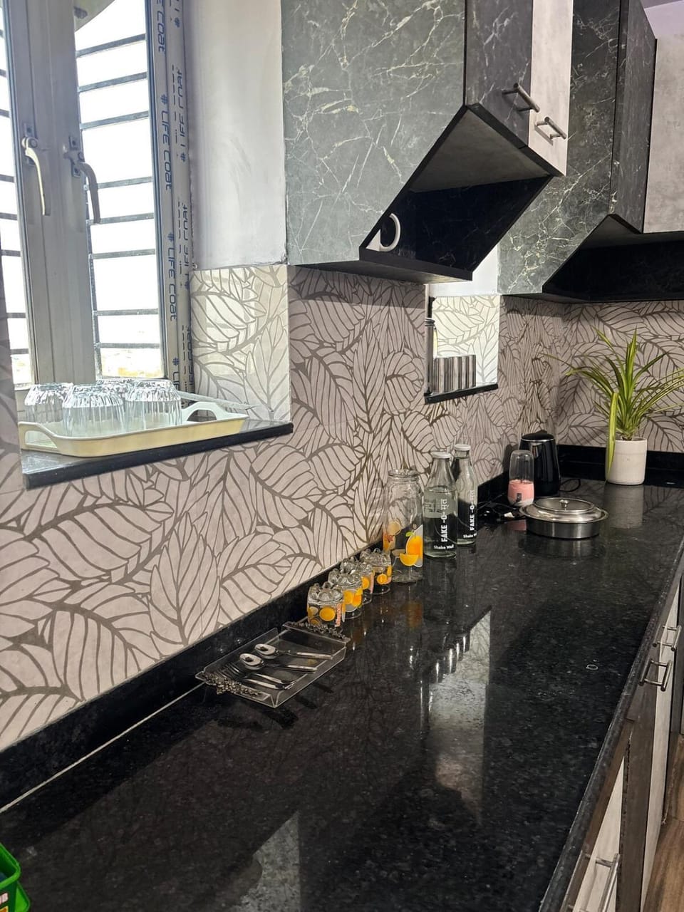 Ferny 2 Bedrooms in Shared Home Apartment in Kolkata