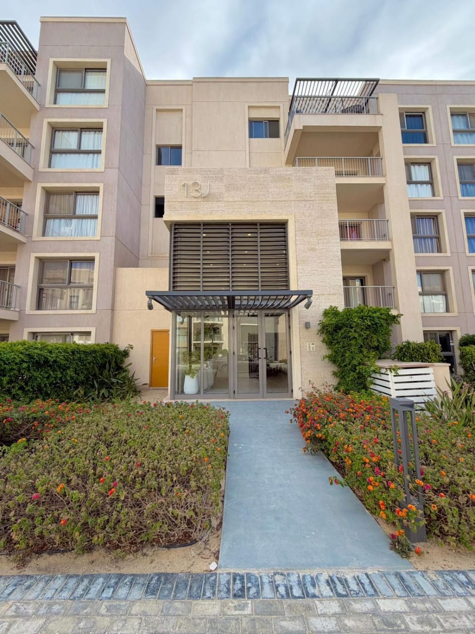 Property building, Day