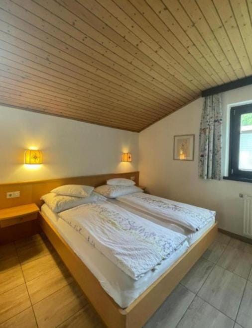 Pension Dorfwirt Bed and Breakfast in Carinthia, Austria