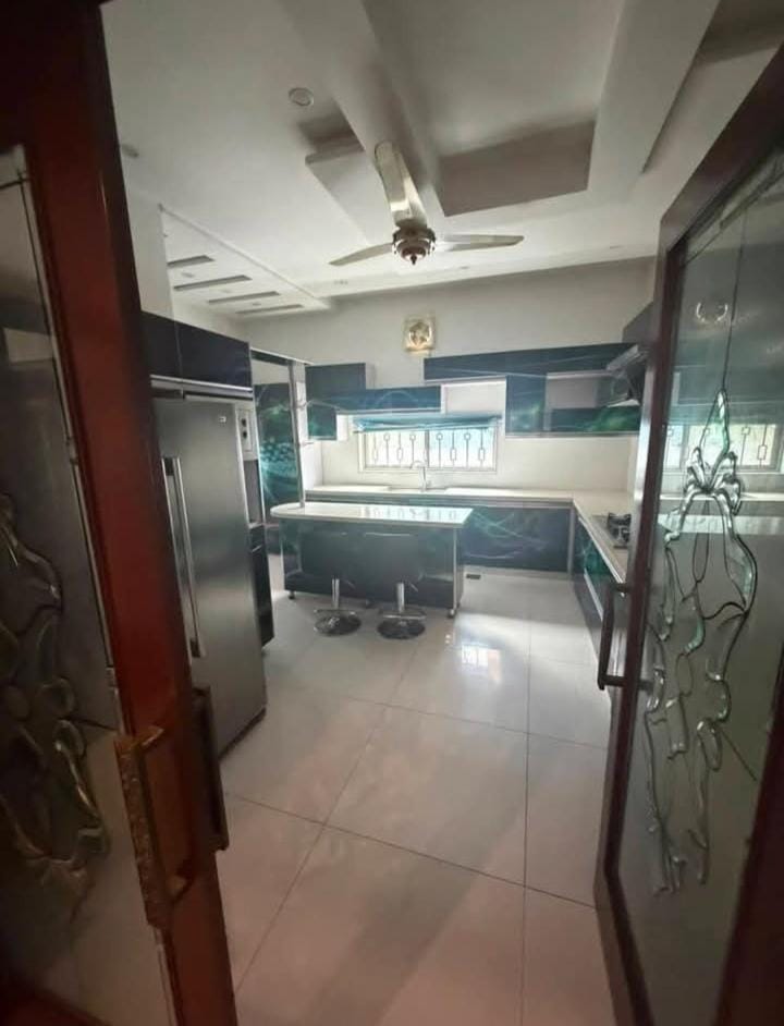 Near PKLI, DHA Lahore Bed and Breakfast in Lahore