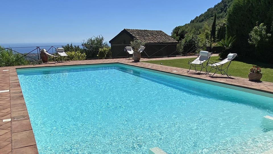 Natural landscape, Swimming pool, sunbed