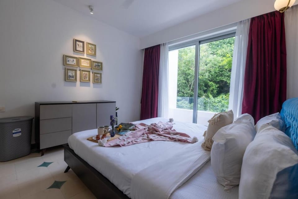 El Tesoro by Hireavilla - Modern 2BHK in Siolim with Pool near hotspots Apartment in Goa, India
