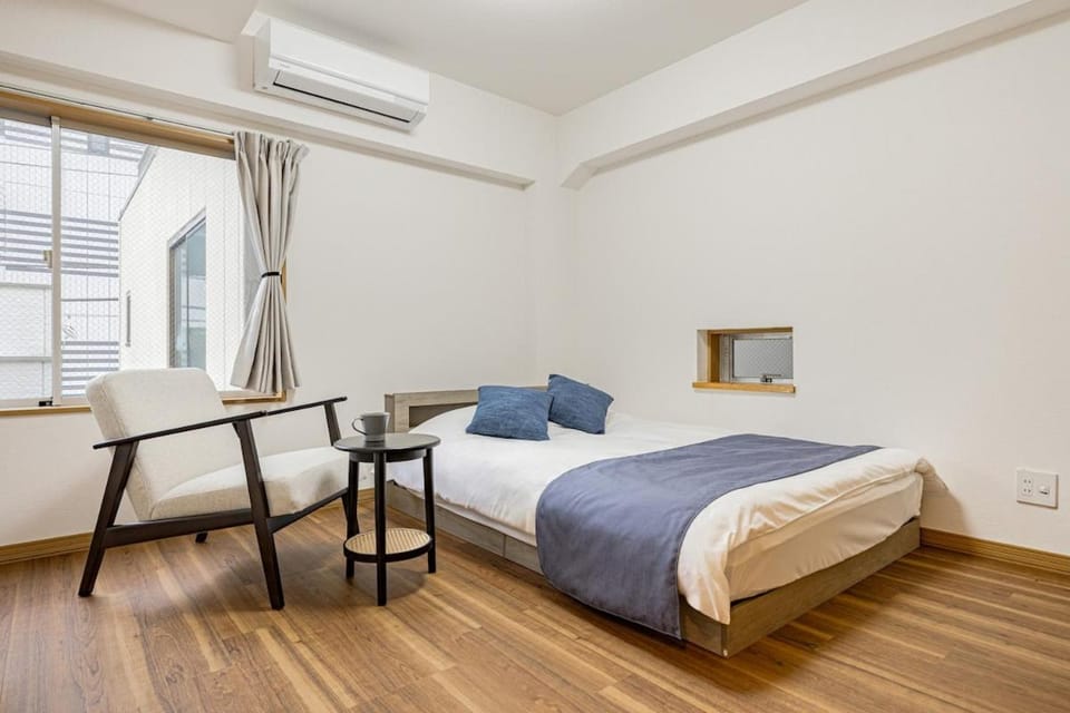 Bed, Bedroom, air conditioner
