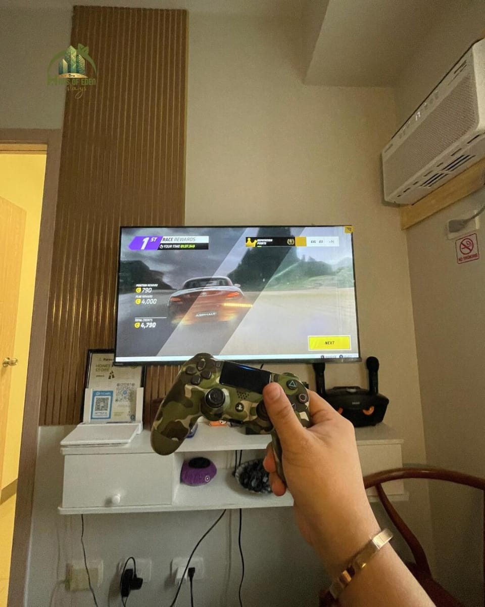 TV and multimedia, air conditioner