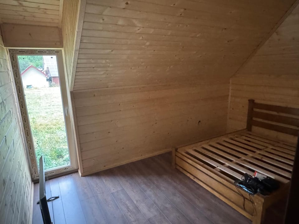 Тиха Гора House in Ukraine