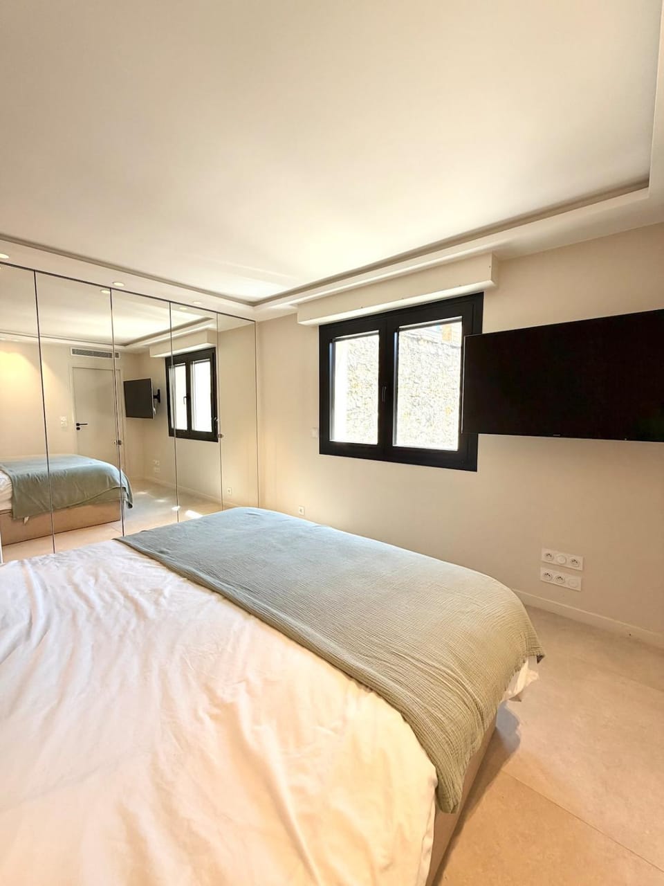 3 Suites, Cannes Croisette next Palais Festivals & Beach Apartment in Cannes