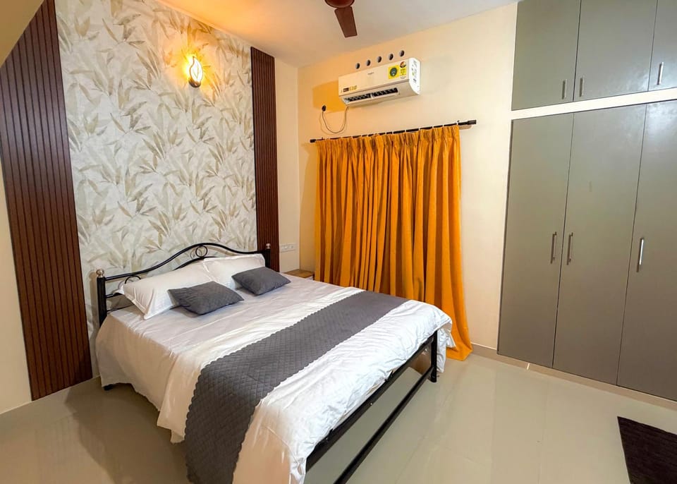 Orchid Homes - Cozy City Retreat Near Lulu Mall, Amrita Hospital Apartment in Kochi
