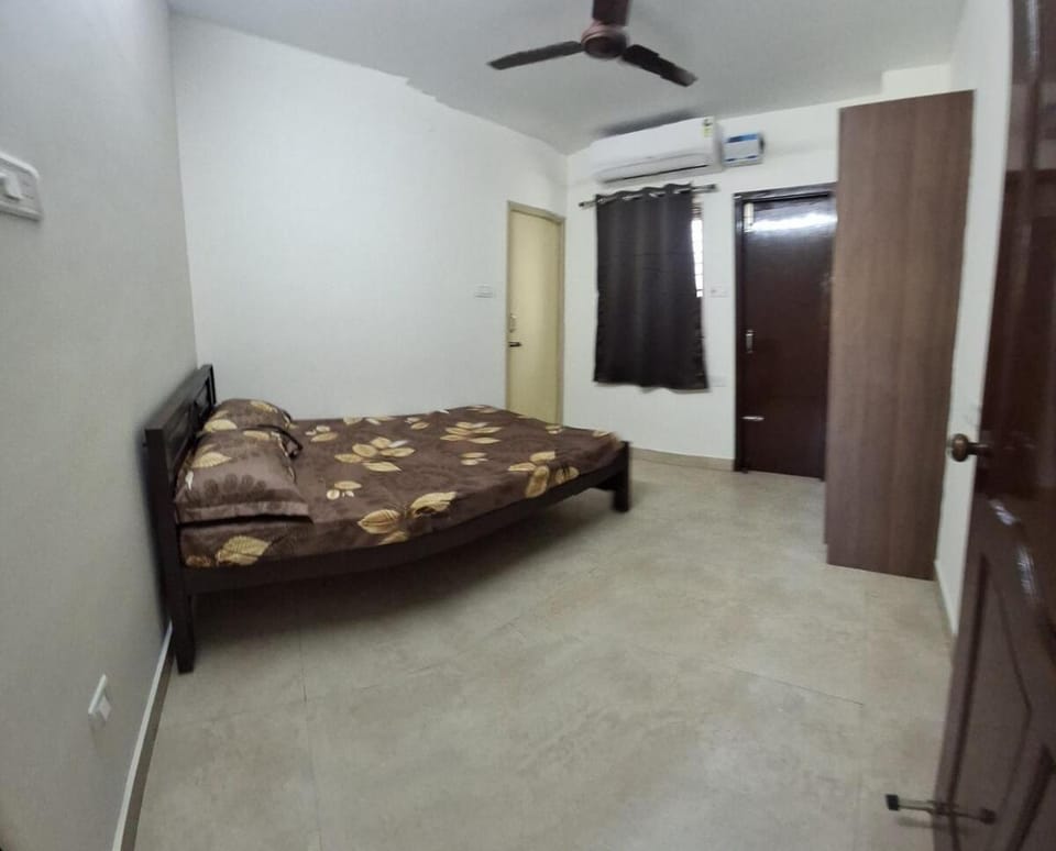 Krishna serviced apartments Apartment in Chennai