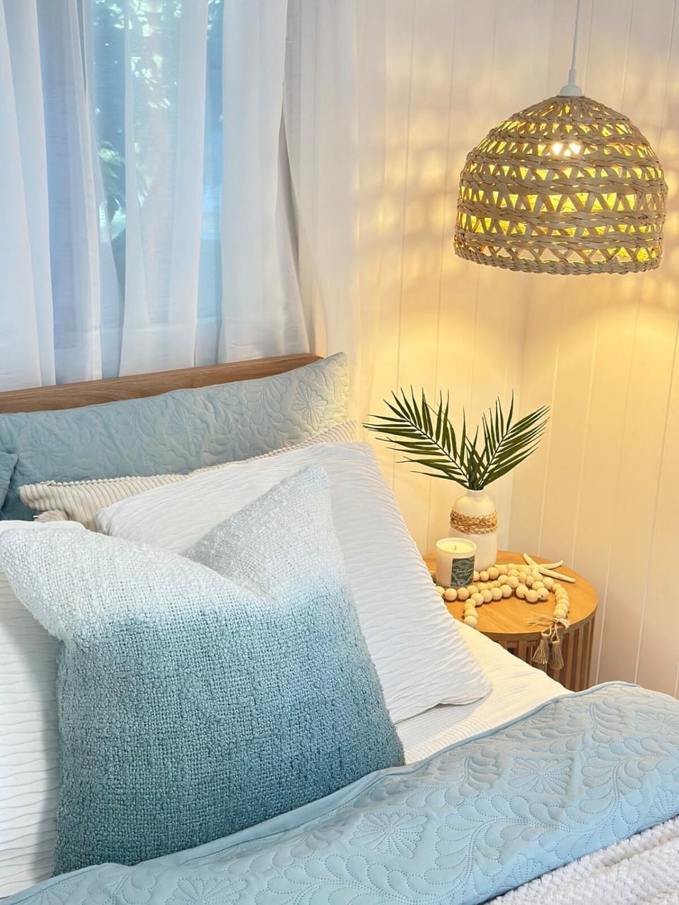 Tiny Amor Apartment in Berkeley Vale