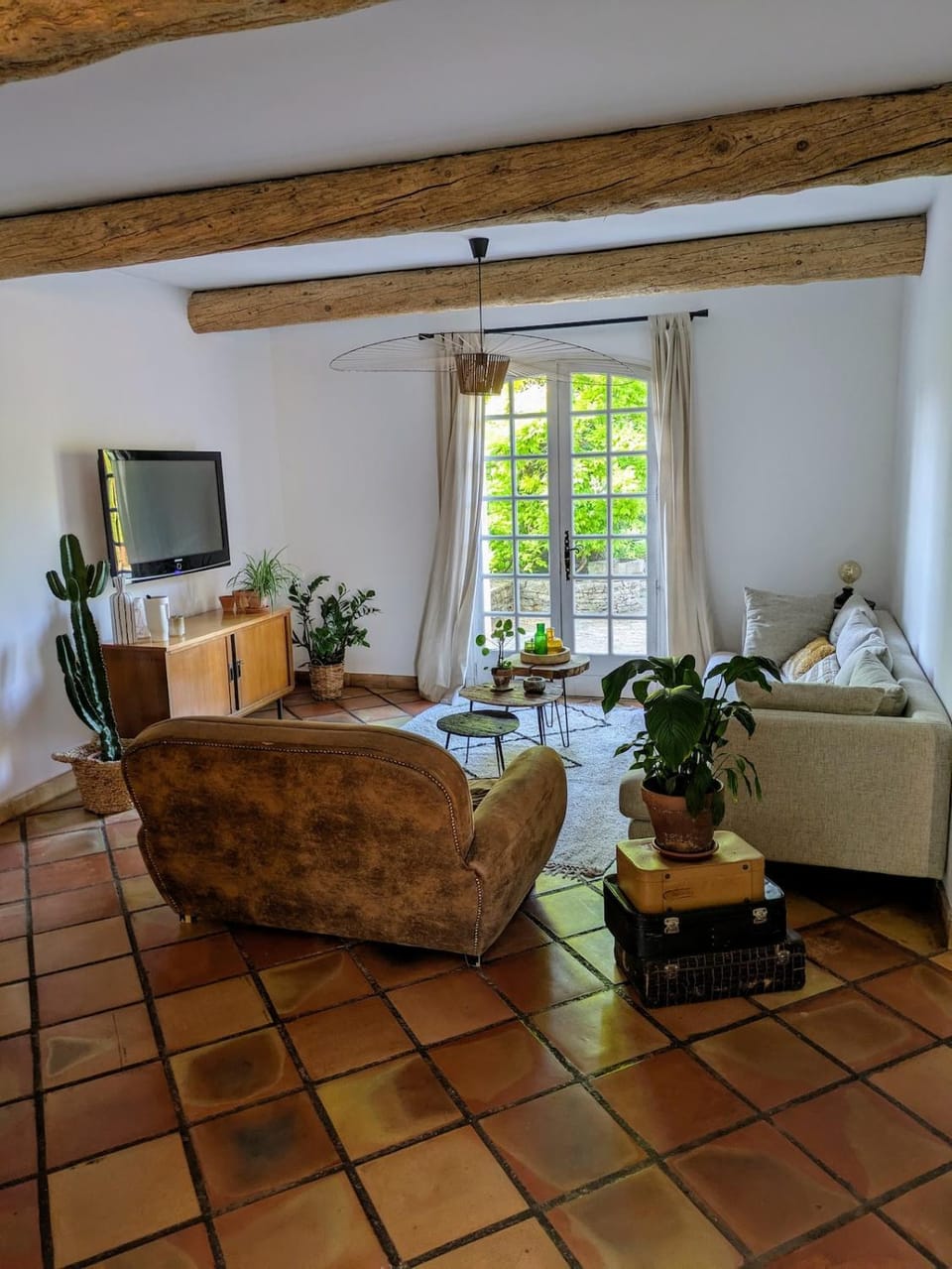 Communal lounge/ TV room