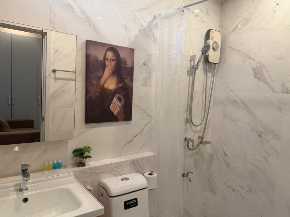 Shower, Bathroom