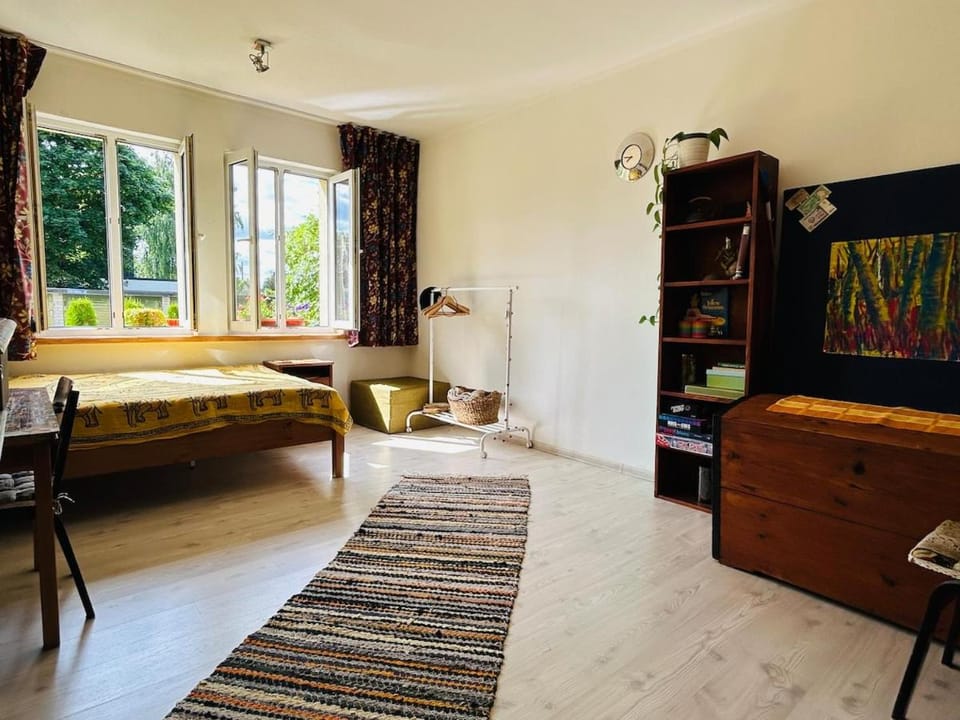 Bed, Photo of the whole room, Bedroom