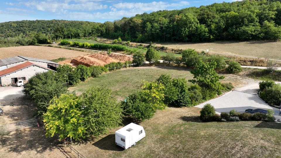 Accueil pèlerins, cyclistes, randonneurs Campground/ 
RV Resort in Bourgogne-Franche-Comté