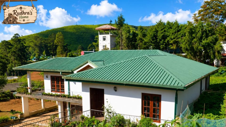 Property building, Garden, Landmark view, Mountain view