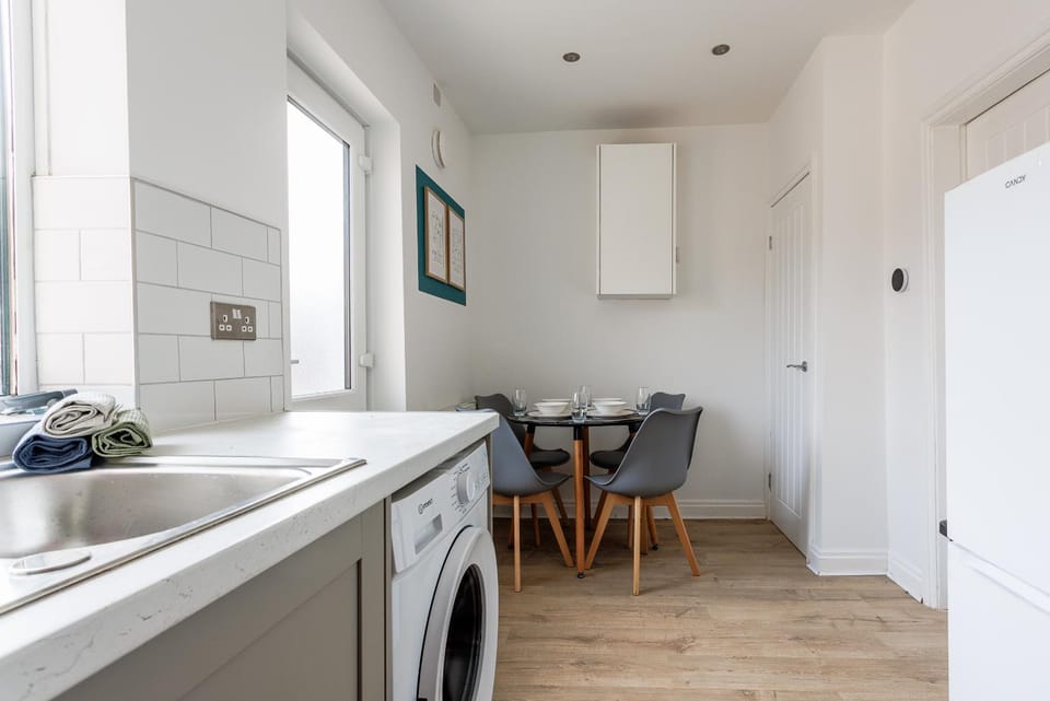 The Chadburn 2-Bed Home Sleeps 4 House in England