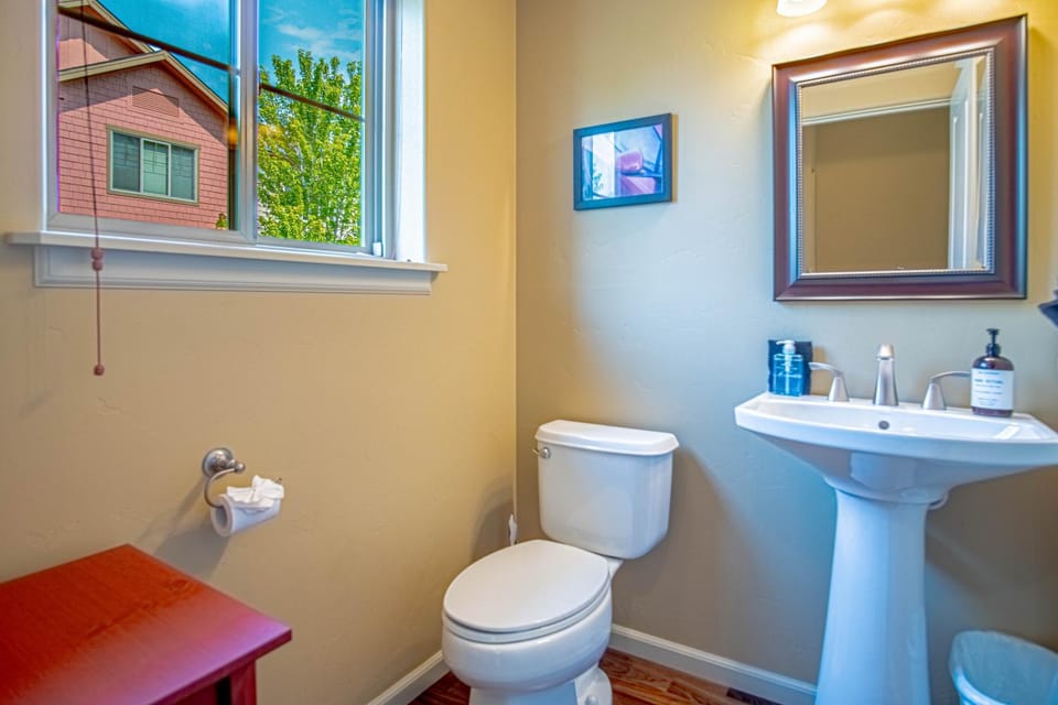 Bathroom, Bath