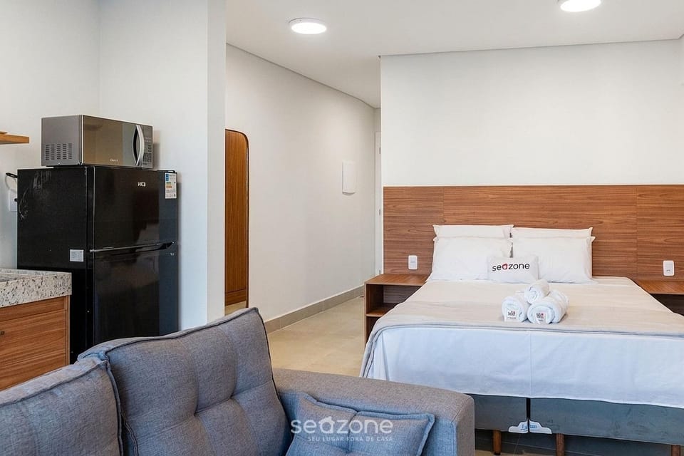 Bed, Kitchen or kitchenette, Living room, Bedroom