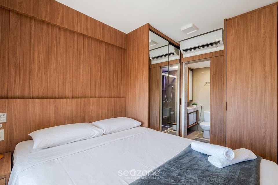Bed, Bathroom, Bedroom