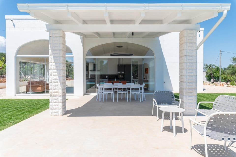 Property building, Patio