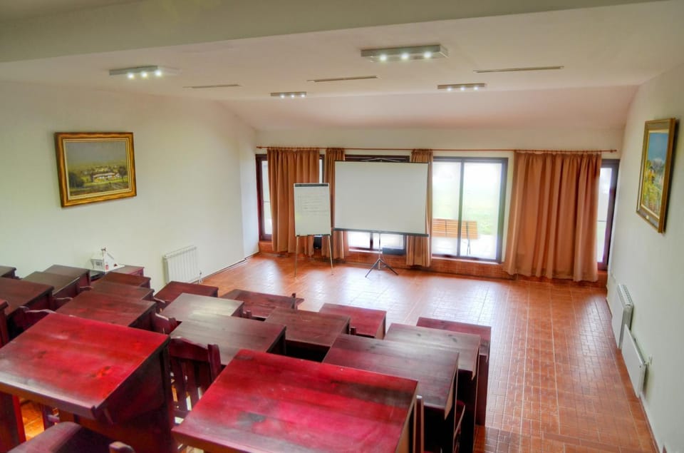 Meeting/conference room