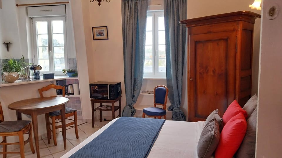 Studio De La Mer Apartment in Normandy