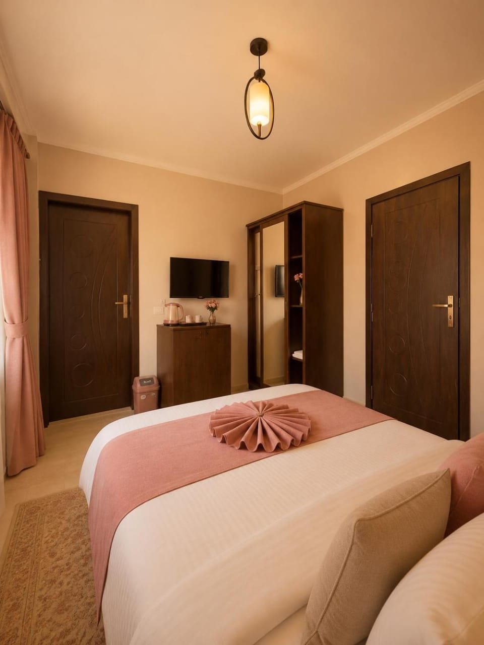 Bed, TV and multimedia, Photo of the whole room, Bedroom, wardrobe