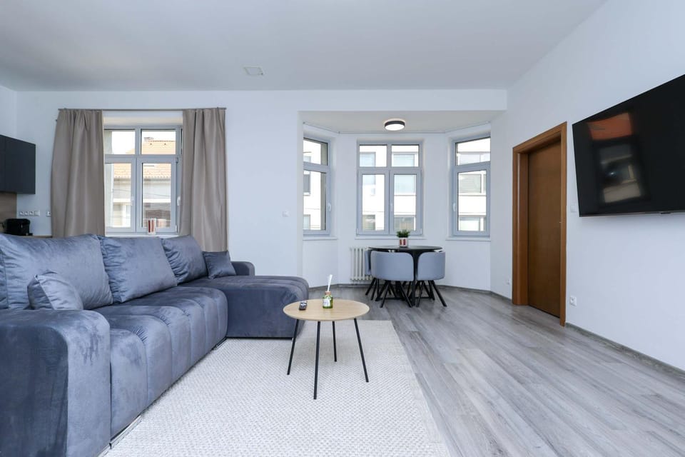 Spacious 2 Bedroom Apartment in Central Bratislava Apartment in Bratislava