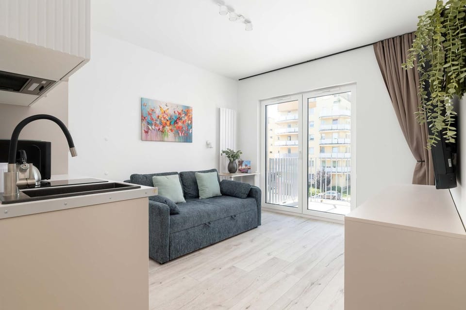 Kitchen or kitchenette, Living room, Seating area