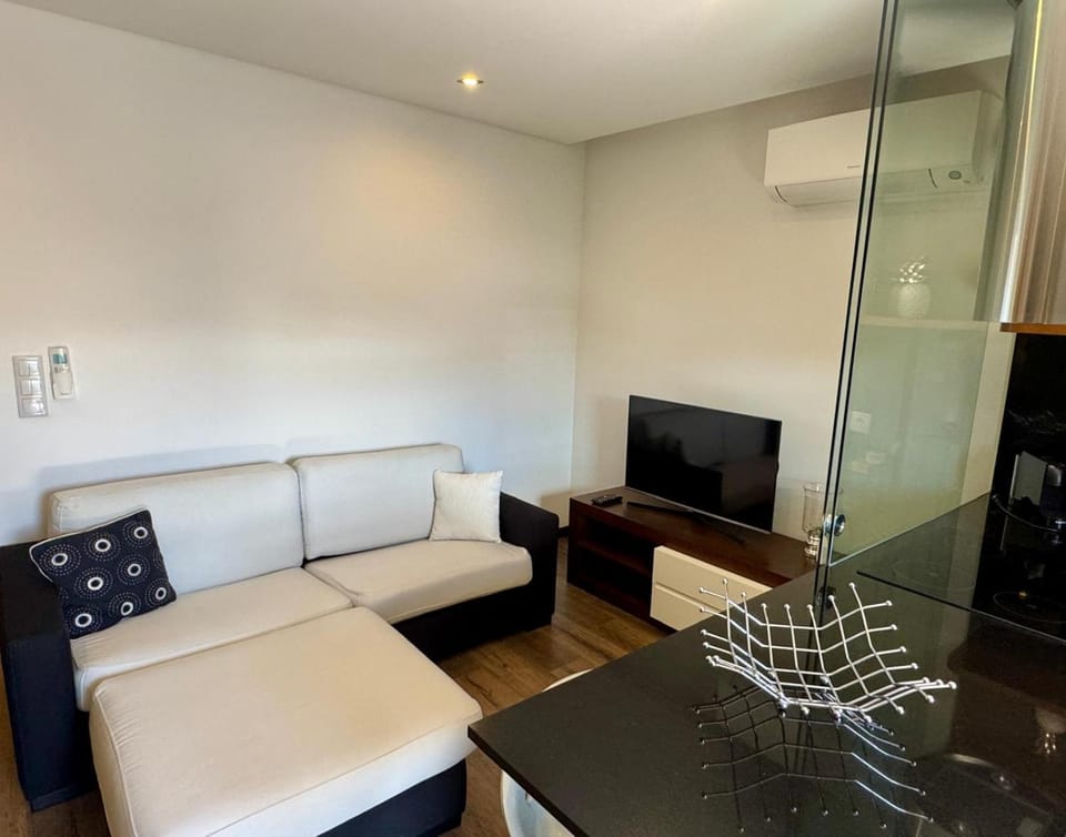 Boavista Superior Apartments by LuxiStay Apartment in Porto