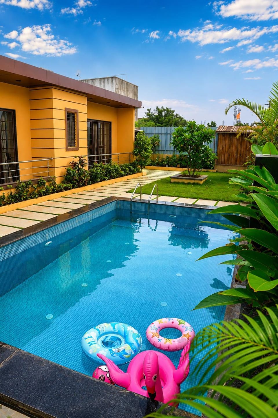 Swimming pool