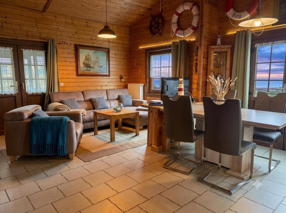 Cozy Elbe vacation home for family and dog Apartment in Otterndorf