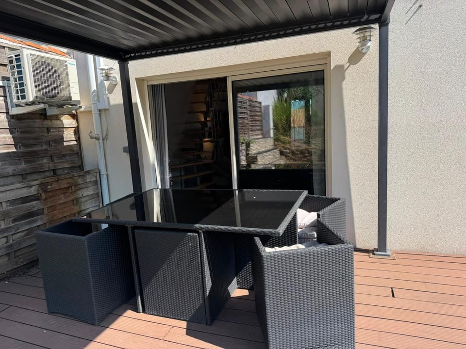 Patio, Balcony/Terrace