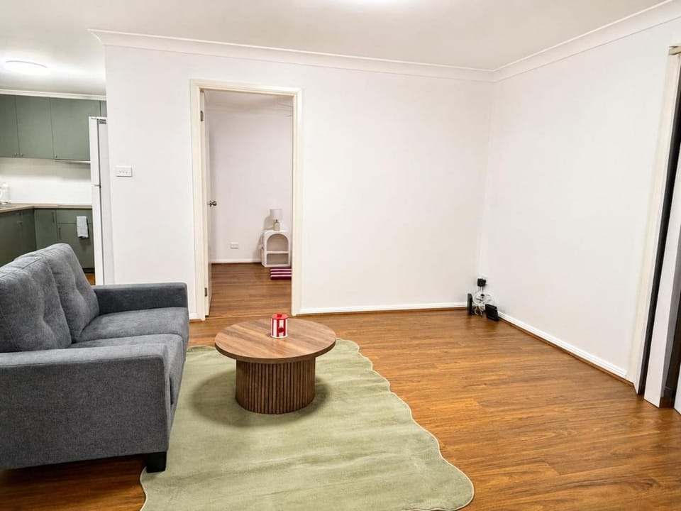 Granny flat 2 bed room House in Sydney