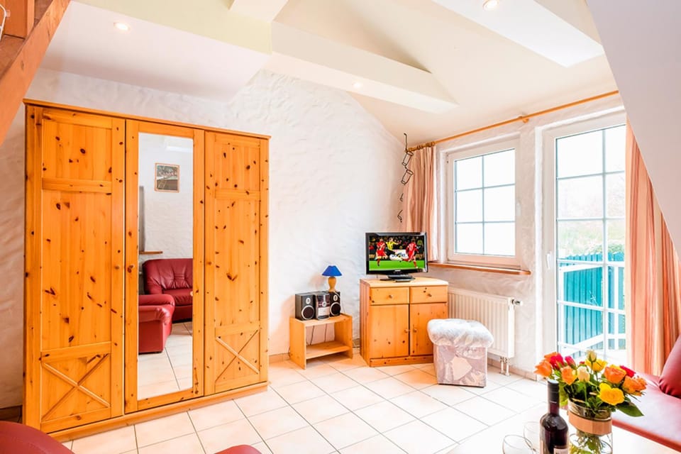 Bunte Villa, Whg Baumhaus Apartment in Prerow