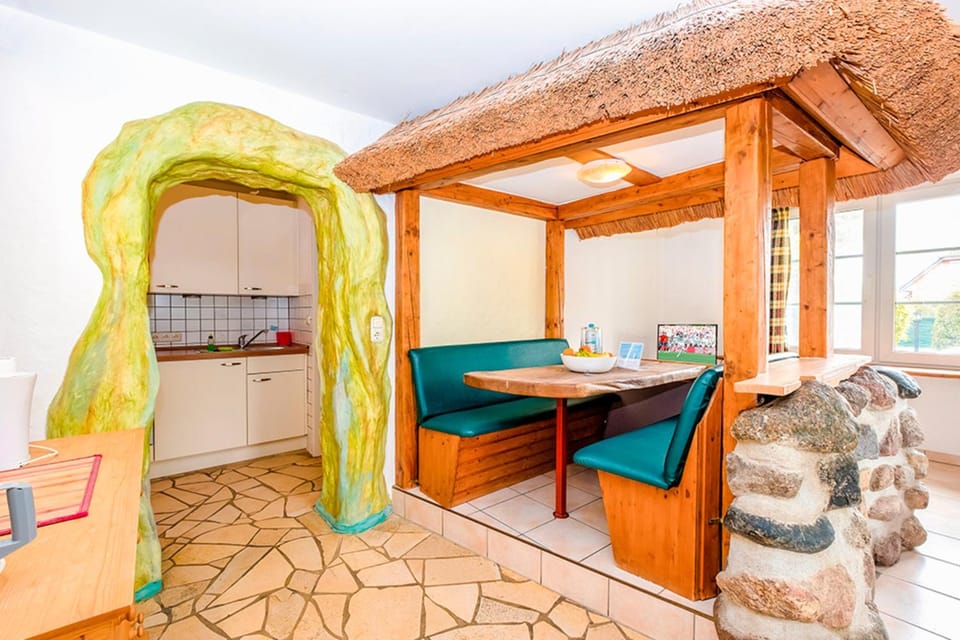 Bunte Villa, Whg Stall Apartment in Prerow