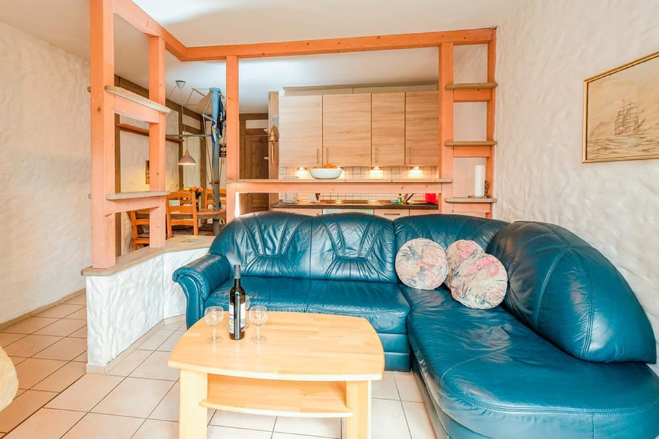 Bunte Villa, Whg Kajüte Apartment in Prerow