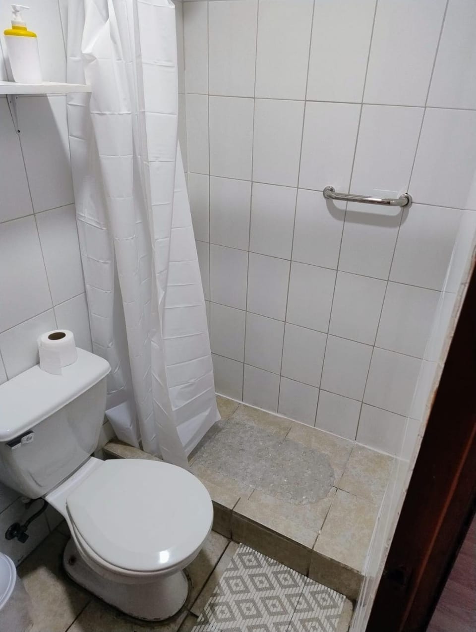 Hostal Mujica Bed and Breakfast in Rancagua