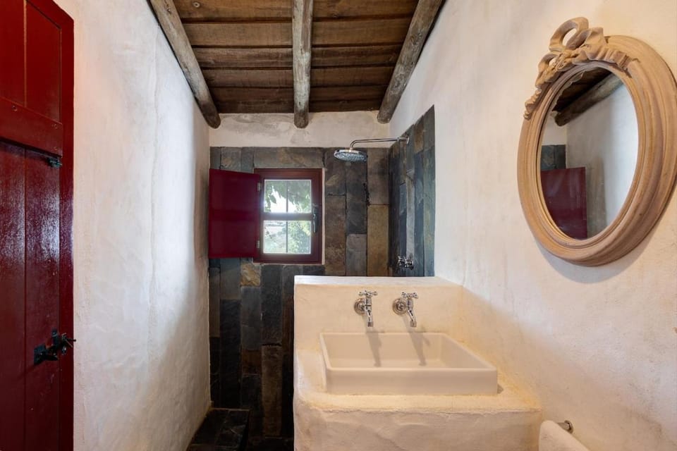 Vale Clara - an idyllic country home in Alentejo Villa in Évora District, Portugal