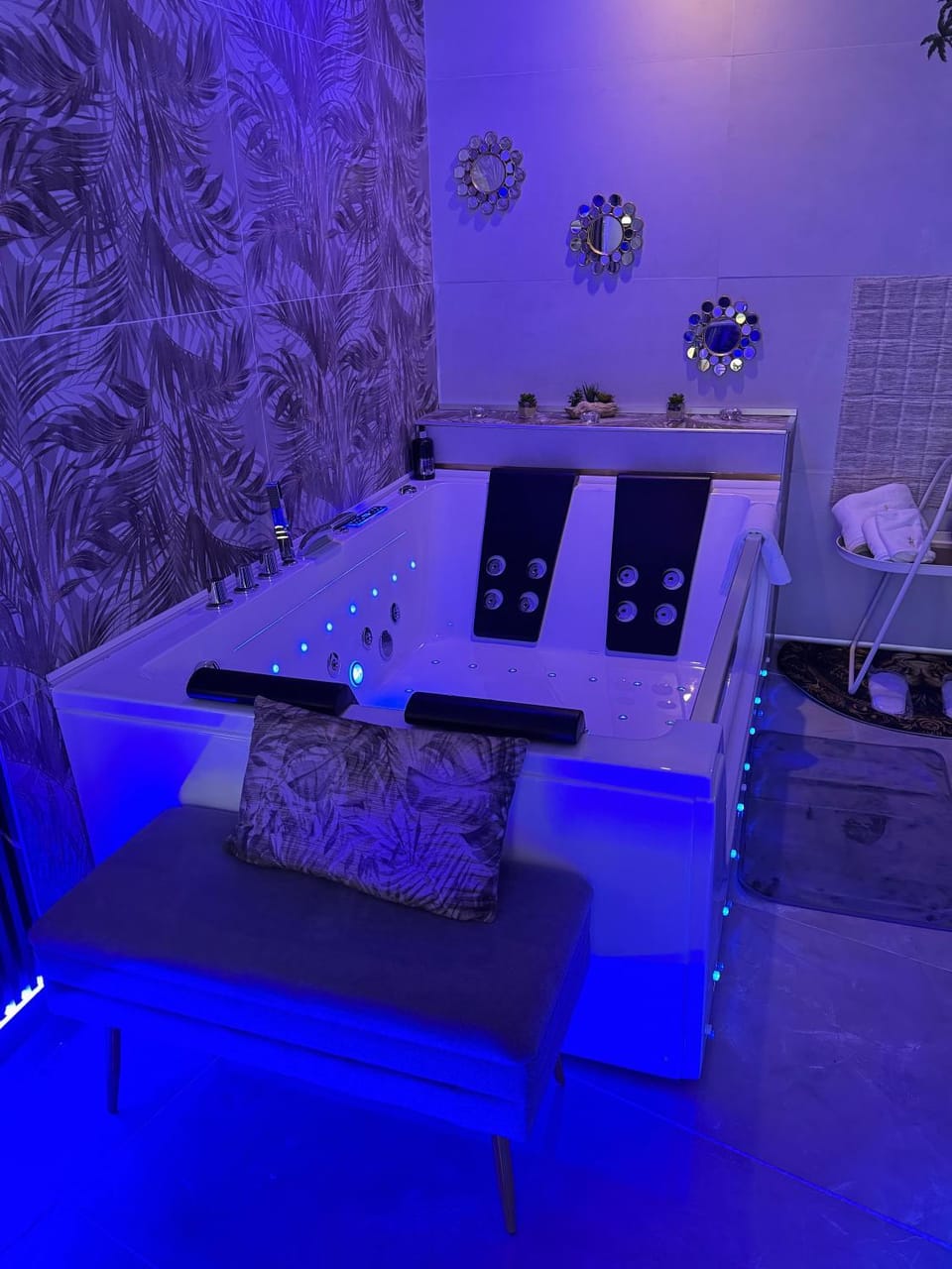 Lion - Suite & Spa Bed and Breakfast in Caltagirone