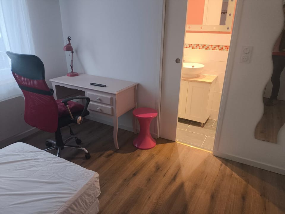 Noisetiers Rose Bed and Breakfast in Saint-Lô