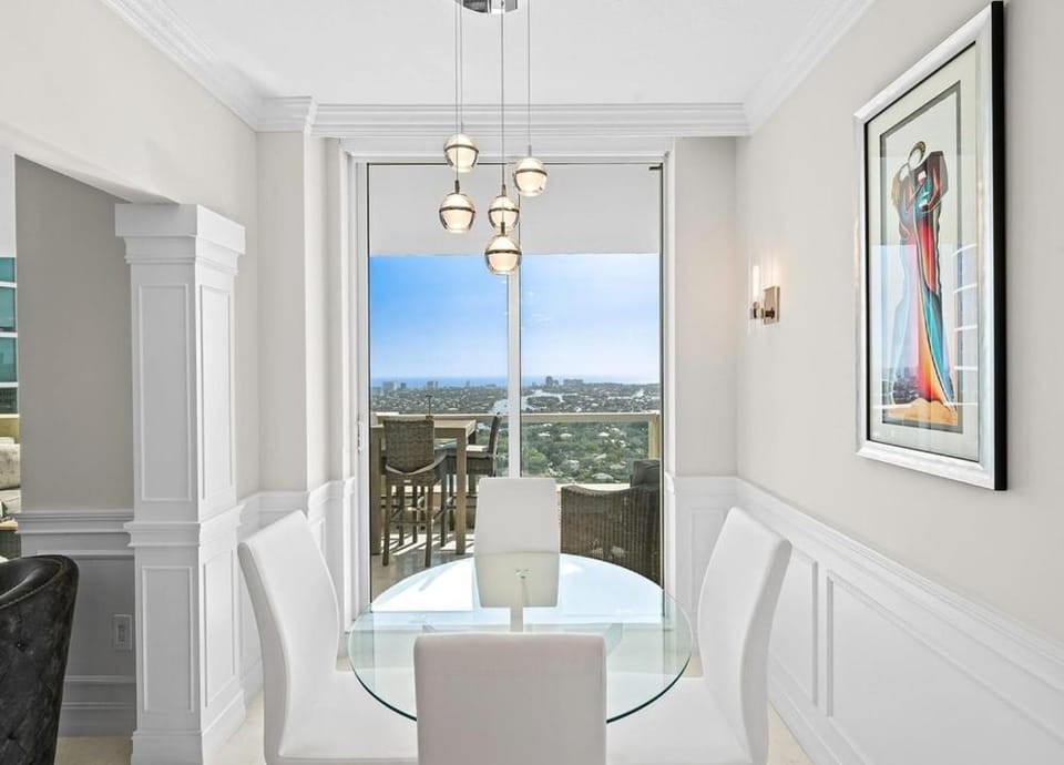 High Rise Two Bedroom Residence with River Views Apartment in Fort Lauderdale