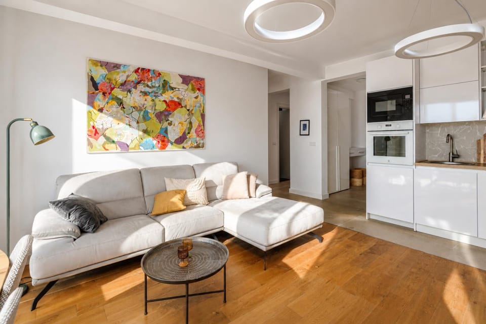 Kitchen or kitchenette, Living room, Seating area
