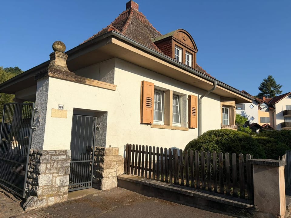 Ferienhaus am Trollbach - Parkplatz - WiFi - Küche - Netflix - Freistehendes Haus House in Mainz-Bingen