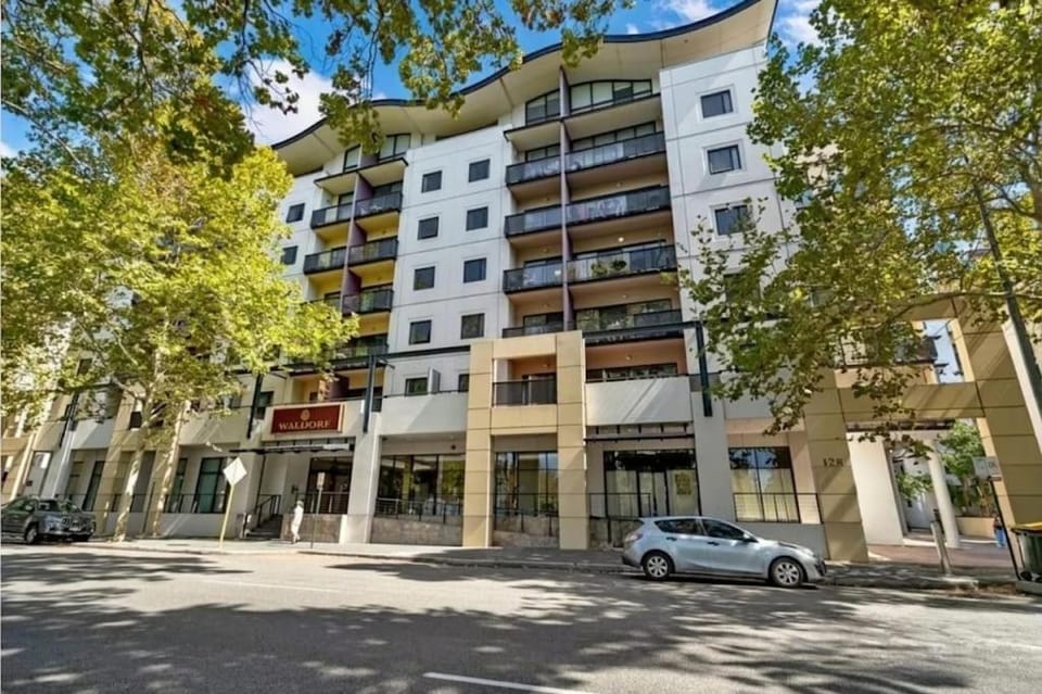 MountsBay Paradiso Apartment in Perth