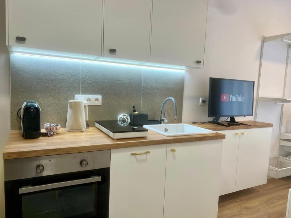 ADM Danube Cozy Apartment - TV, Coffee Apartment in Bratislava